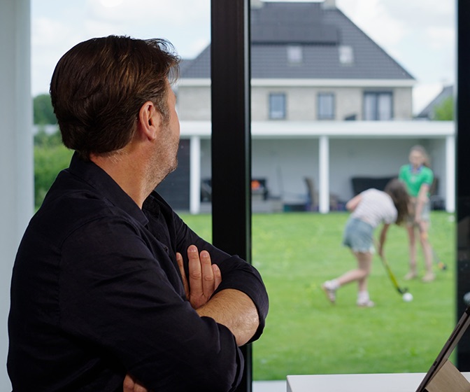 DOT_SureSync_Brandcampaign_2026_ 672x560_7